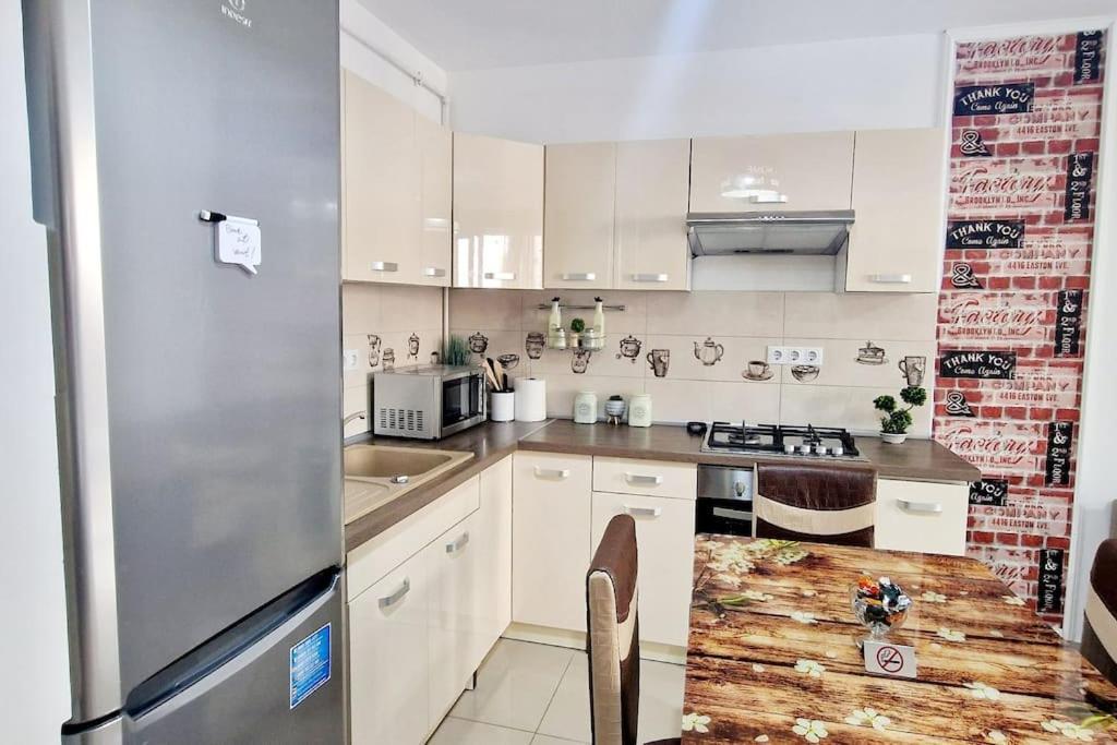 Flh - Garden Grill Escape Apartment Сибиу Екстериор снимка