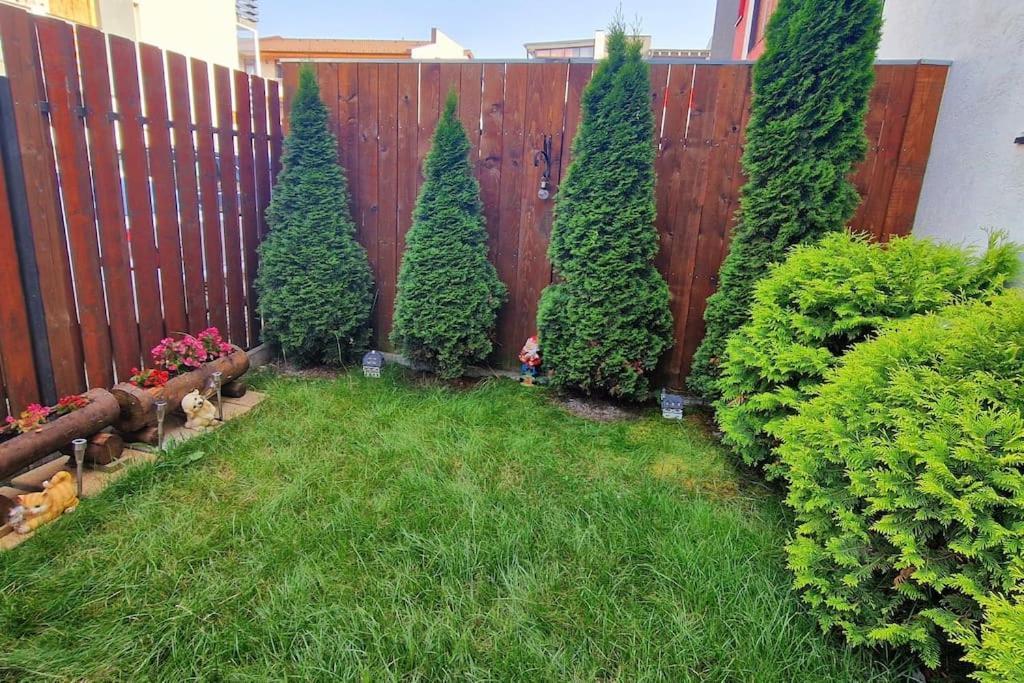 Flh - Garden Grill Escape Apartment Сибиу Екстериор снимка